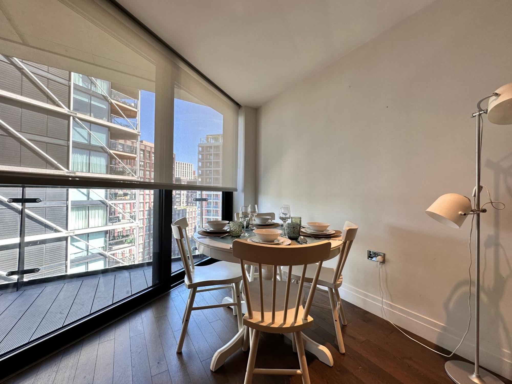 2 Bed Flat Big Ben View Londres Exterior foto