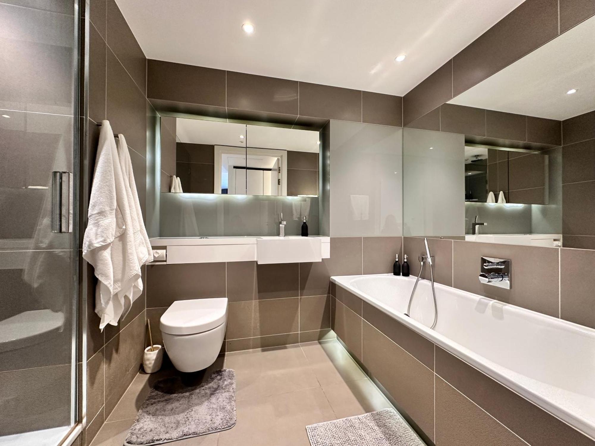 2 Bed Flat Big Ben View Londres Exterior foto